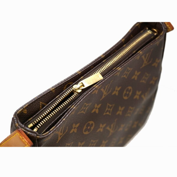 imgrc0087222251 Louis Vuitton Looping MM Monogram Shoulder Bag