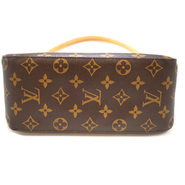 imgrc0087222255 Louis Vuitton Looping MM Monogram Shoulder Bag