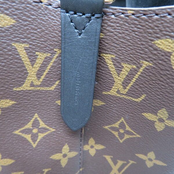 imgrc0087232511 Louis Vuitton Neo Noe Monogram Shoulder Bag Brown