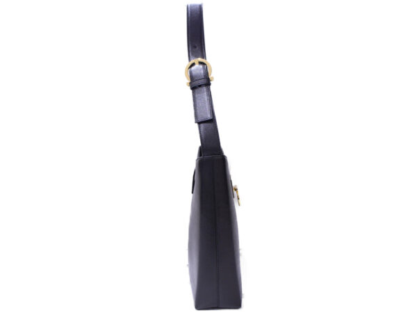 imgrc0087252862 Ferragamo Shoulder Bag Leather Black