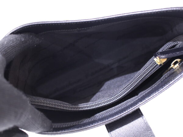 imgrc0087252867 Ferragamo Shoulder Bag Leather Black