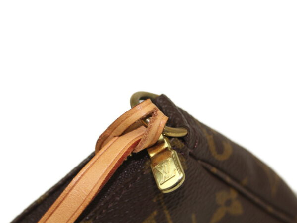 imgrc0087365842 Louis Vuitton Pochette Accessoire Monogram Canvas Bag Brown