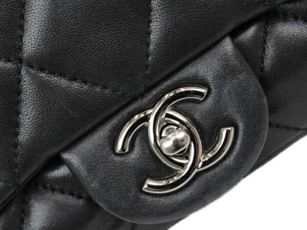 imgrc0087385447 Chanel Matelasse Lambskin Shoulder Bag Black