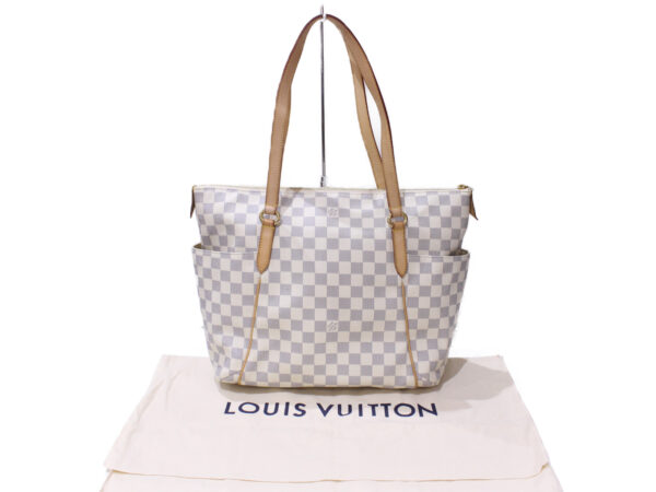 imgrc0087661613 Louis Vuitton Totally MM Damier Azur Tote Bag White