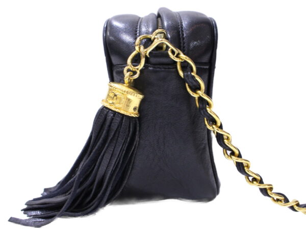 imgrc0087897315 Chanel Fringe Chain Shoulder Bag Lambskin Black