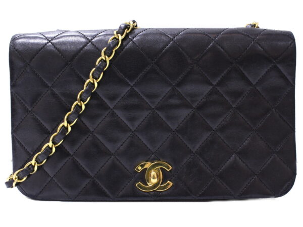 imgrc0087912669 Chanel Matelasse Lambskin Chain Shoulder Bag Black