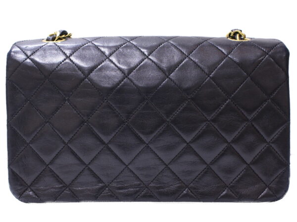 imgrc0087912670 Chanel Matelasse Lambskin Chain Shoulder Bag Black