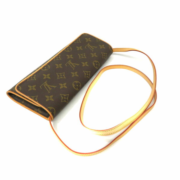 imgrc0087940122 Louis Vuitton Pochette Twin GM Monogram Shoulder Bag Brown