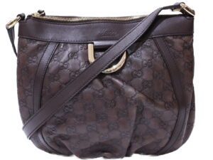 imgrc0087965999 Louis Vuitton Discovery Bum Bag Black