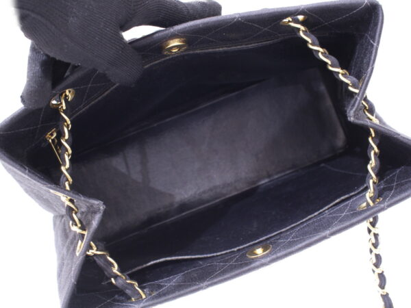 imgrc0087985315 Chanel Chain Tote Black