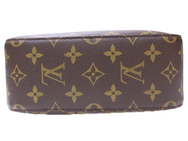 imgrc0088039562 Louis Vuitton Spontini Monogram Canvas Shoulder Bag Brown