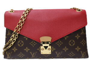 imgrc0088162208 Gucci Gg Marmont Shoulder Bag Red