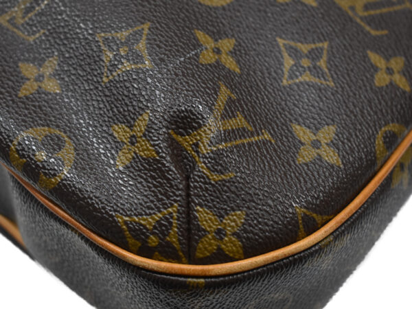 imgrc0088377251 Louis Vuitton Odeon MM Shoulder Bag Monogram Brown