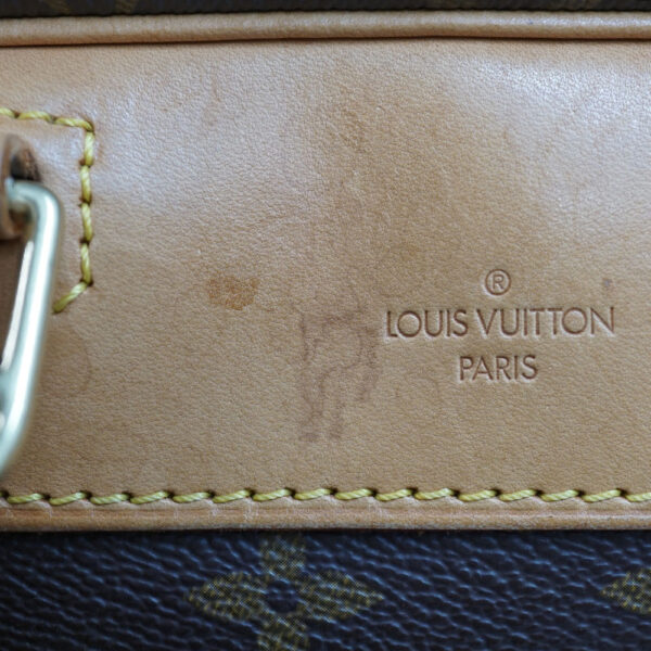 imgrc0088388336 Louis Vuitton Deauville Bowling Vanity Monogram Canvas Brown