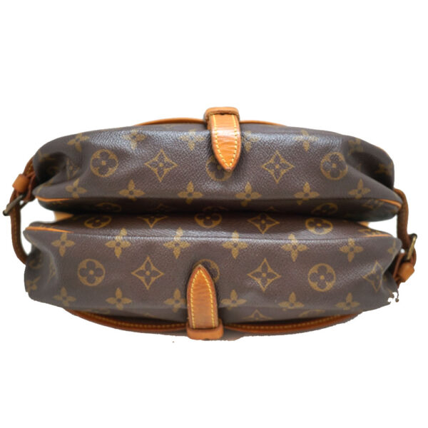 imgrc0088388536 Louis Vuitton Saumur 30 Monogram Canvas Brown