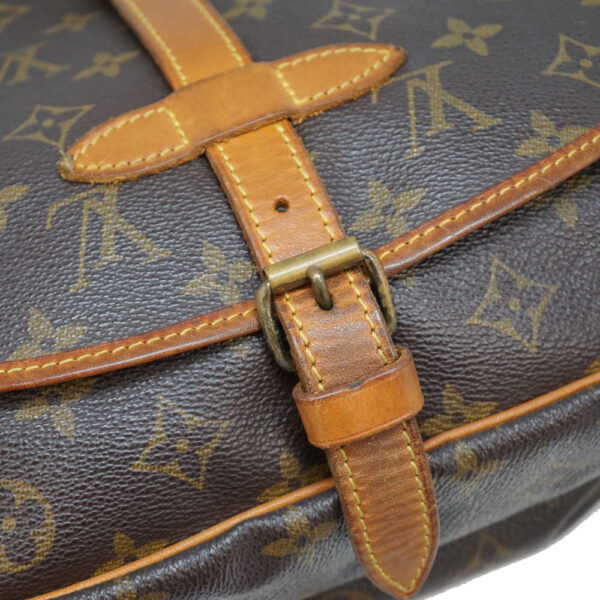 imgrc0088388544 Louis Vuitton Saumur 30 Monogram Canvas Brown