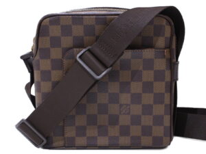 imgrc0088464722 Louis Vuitton Shawny Messenger Shoulder Bag Brown