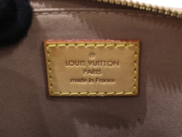 imgrc0088477272 Louis Vuitton Alma BB Vernis Shoulder Bag Beige