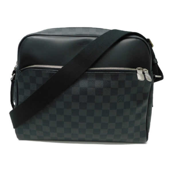 imgrc0088515191 Louis Vuitton Dayton MM Damier Graphite Shoulder Bag Black