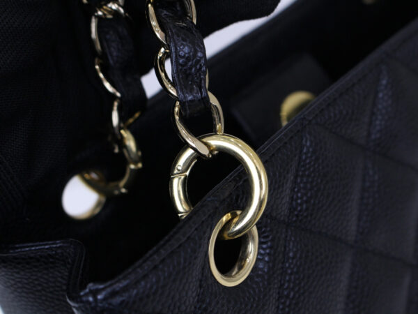 imgrc0088573841 Chanel Chain Tote Bag Caviar Skin Black