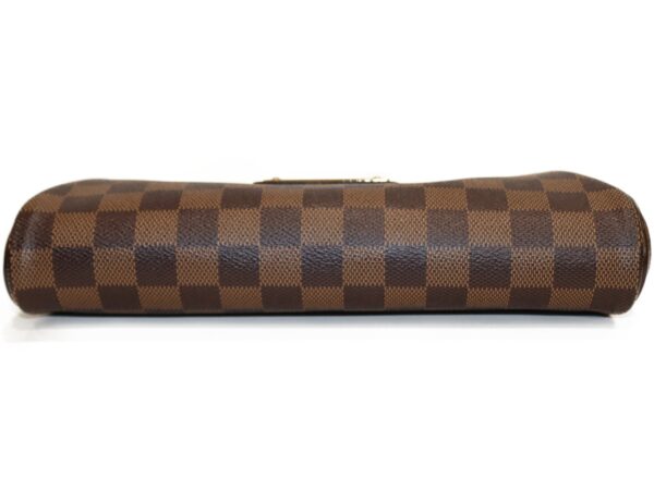 imgrc0088626177 Louis Vuitton Eva Damier Shoulder Bag Brown