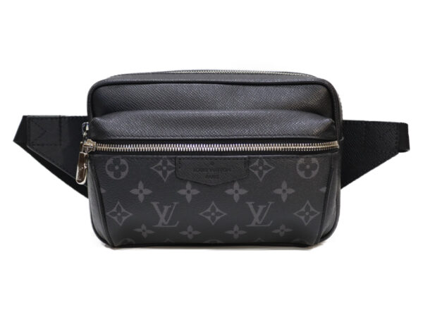 imgrc0088643131 Louis Vuitton Bum Bag Taigarama Monogram Eclipse Black