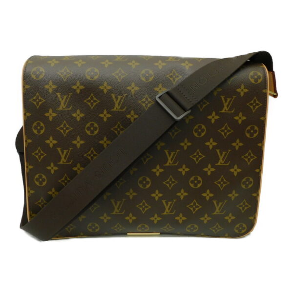 imgrc0088646810 Louis Vuitton Aves Monogram Shoulder Bag Brown