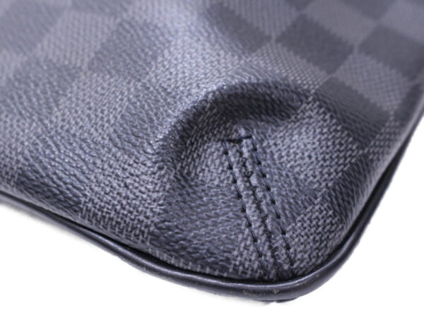 imgrc0088683944 Louis Vuitton Thomas Damier Graphite Shoulder Bag Gray