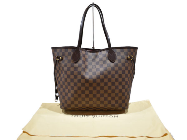 imgrc0088774509 Louis Vuitton Neverfull MM Damier Red Tote Bag