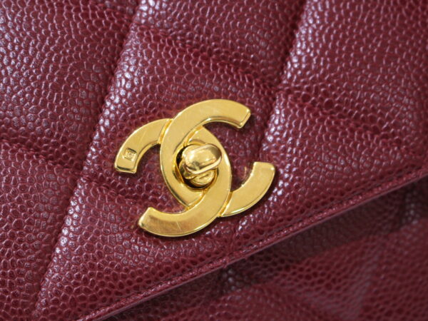 imgrc0088787523 Chanel Caviar Skin Handle Chain Bag Bordeaux