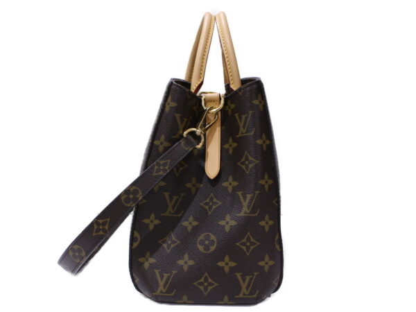 imgrc0088923497 Louis Vuitton Montaigne MM Monogram Canvas 2 Way Bag Brown