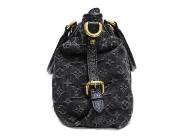 imgrc0088941570 Louis Vuitton Neo Cabby MM Monogram Denim Tote Bag Noir