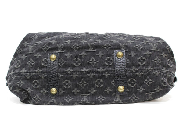 imgrc0088941574 Louis Vuitton Neo Cabby MM Monogram Denim Tote Bag Noir