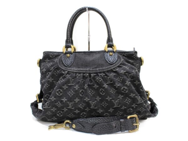 imgrc0088941616 Louis Vuitton Neo Cabby MM Monogram Denim Tote Bag Noir