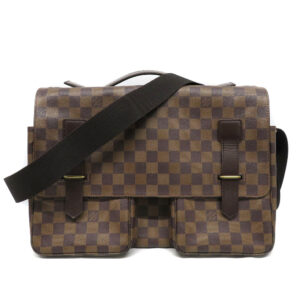 imgrc0089079580 Louis Vuitton Speedy 30 Monogram Boston Bag Brown