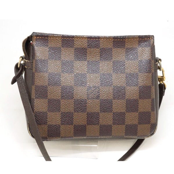 imgrc0089122157 Louis Vuitton Truth Pouch Damier Canvas Brown