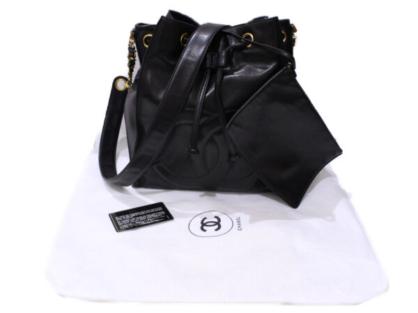 imgrc0089147339 Chanel Shoulder Drawstring Bag Black