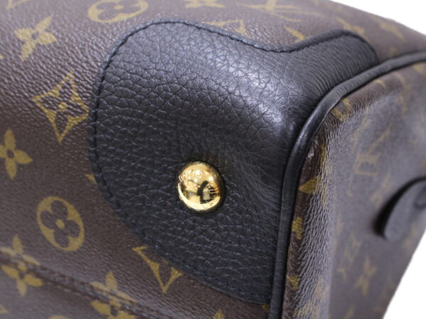 imgrc0089158661 Louis Vuitton Retiro Monogram Leather 2 Way Bag Noir