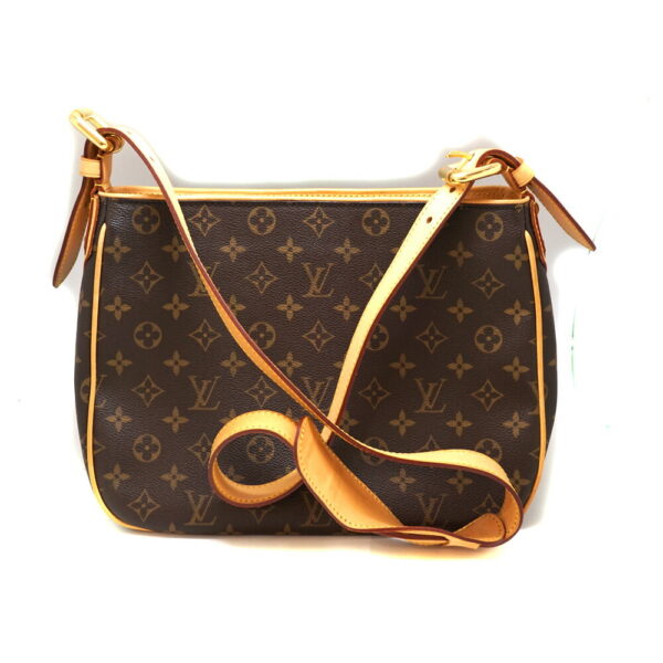 imgrc0089287384 Louis Vuitton Hudson GM Shoulder Bag Monogram Brown