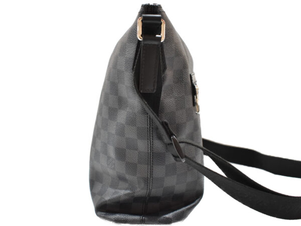 imgrc0089344322 Louis Vuitton Mick MM Shoulder Bag Canvas Damier Graphite