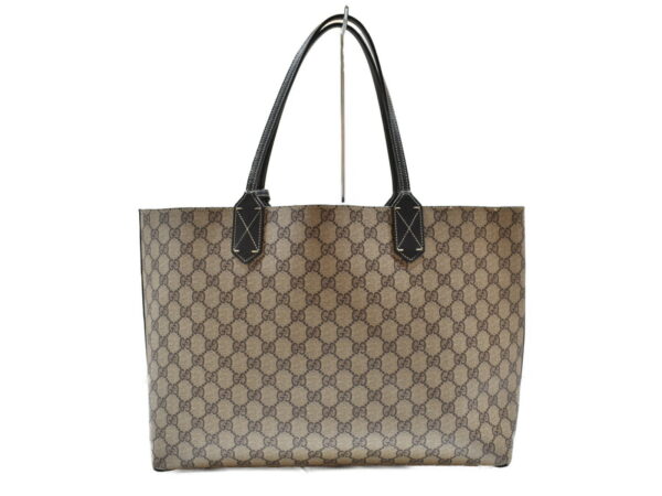 imgrc0089349902 Gucci GG Supreme Reversible Tote Bag Canvas Beige Black