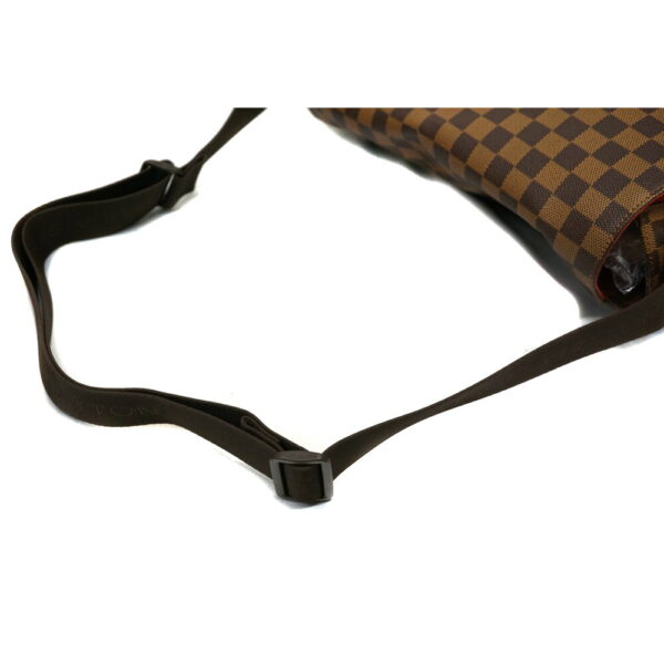 imgrc0089497576 Louis Vuitton Bastille Shoulder Bag Damier Canvas Brown