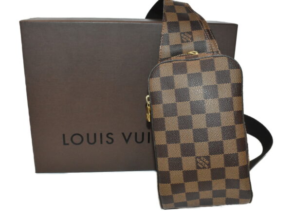 imgrc0089504212 Louis Vuitton Jeronimos Body Bag Canvas Damier Ebene Brown