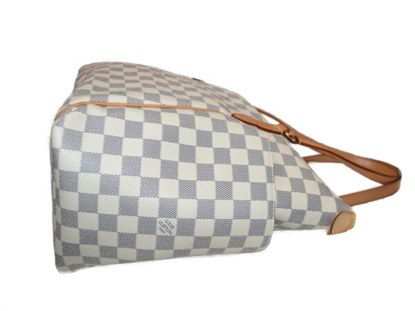 imgrc0089521968 Louis Vuitton Totally MM Tote Bag Canvas Damier Azur Ivory