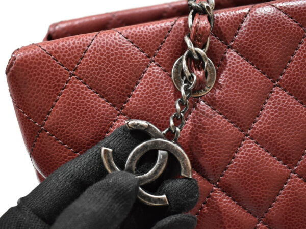 imgrc0089527822 Chanel Caviar Skin Chain Tote Bag Bordeaux