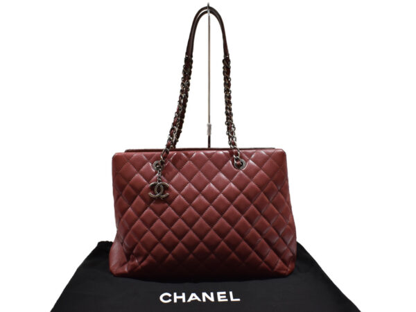 imgrc0089527826 Chanel Caviar Skin Chain Tote Bag Bordeaux