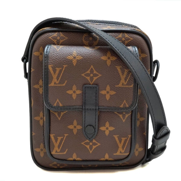 imgrc0089552959 Louis Vuitton Chris Far Wearable Wallet Shoulder Bag Monogram