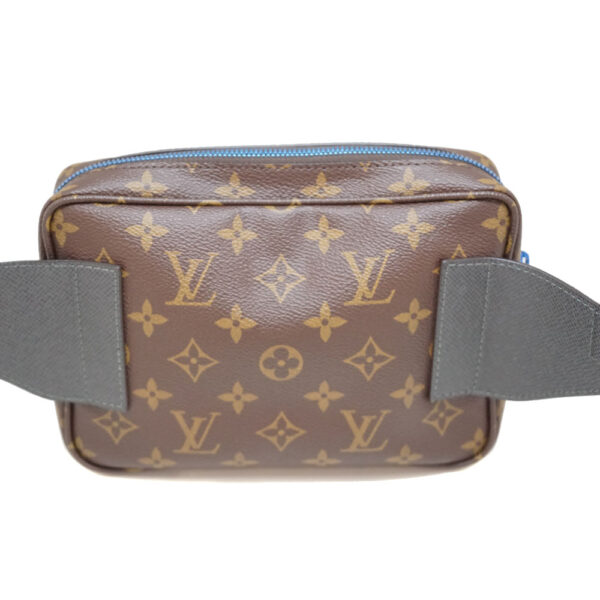 imgrc0089958840 Louis Vuitton Messenger PM Body Bag Monogram Brown