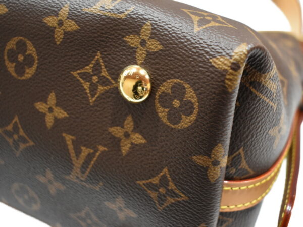 imgrc0090162099 Louis Vuitton Carryall NM Tote Bag Monogram Brown