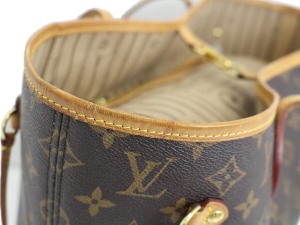 imgrc0090586181 Louis Vuitton Neverfull MM Monogram Canvas Tote Bag Brown Beige